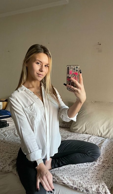 lucysunshinefree model exclusive pic