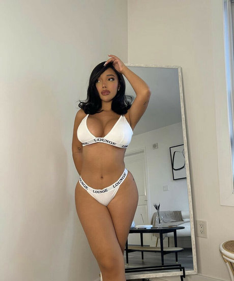 Kiara Marie pornstar nice images