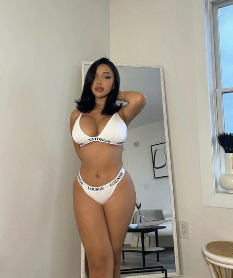 Kiara Marie sex actress pictures