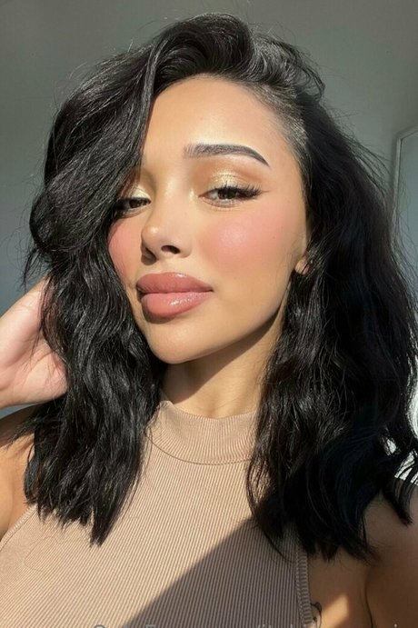 Kiara Marie model exclusive pics