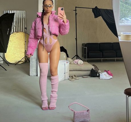 Zaebacho exclusive model pictures