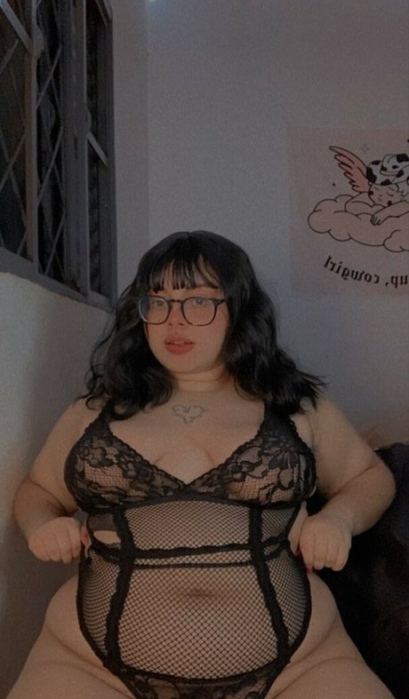 famous onlyfans naked photo