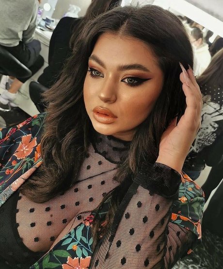 Roxana Elena pornstar adult galleries