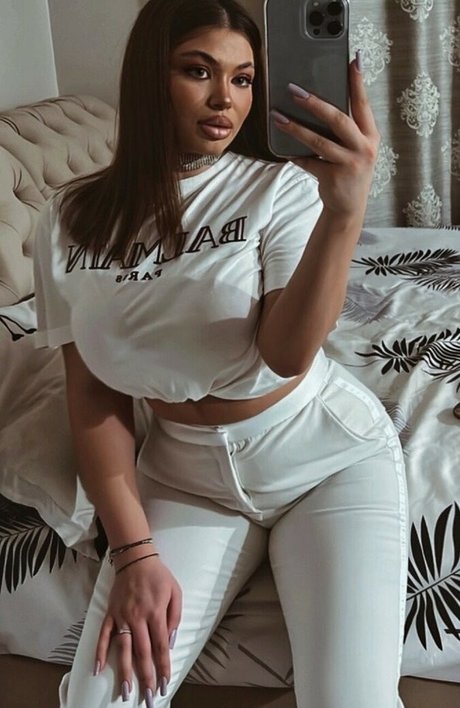 Roxana Elena xxx star pictures