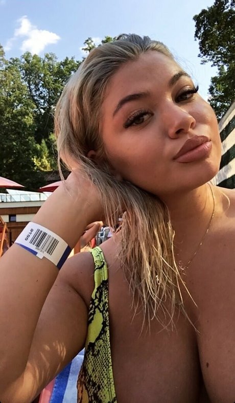 Roxana Elena top actress photos