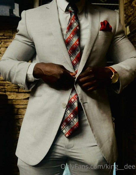 huge fake tits onlyfans pretty img