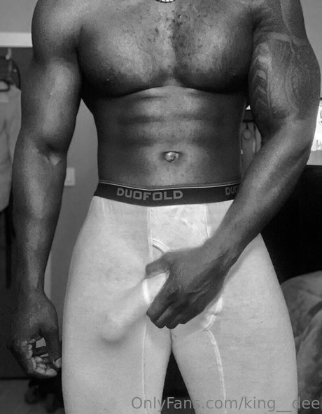 king__dee star top img