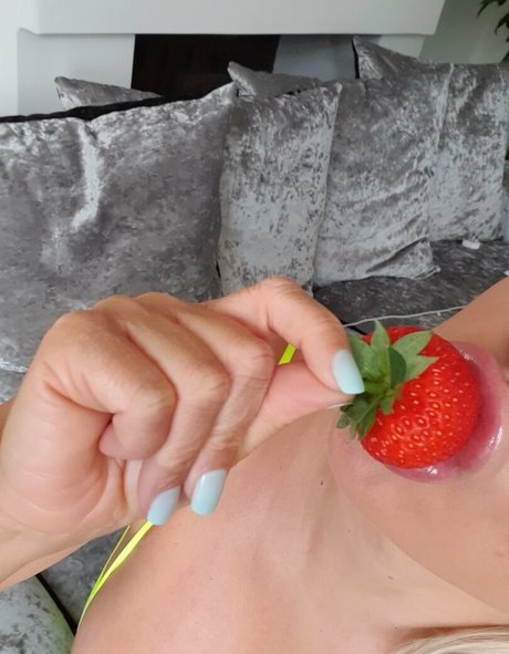 army milf onlyfans free xxx images