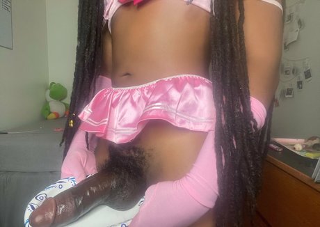 Tikythedoll star beautiful pic