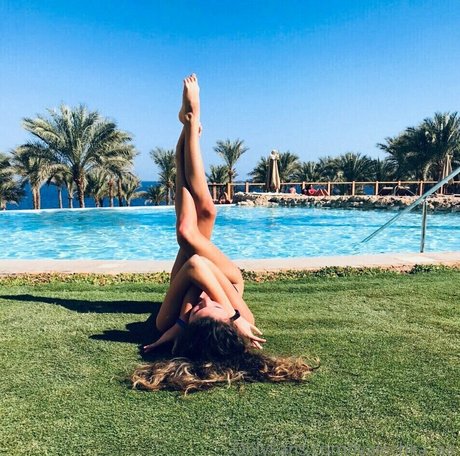 violietta vi porn actress photo