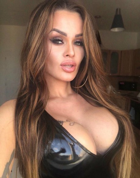 bunnygothic nude model photo