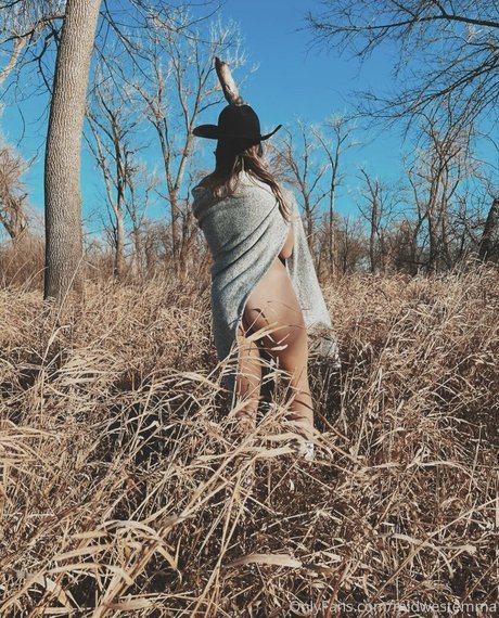 midwestemma hot star pictures