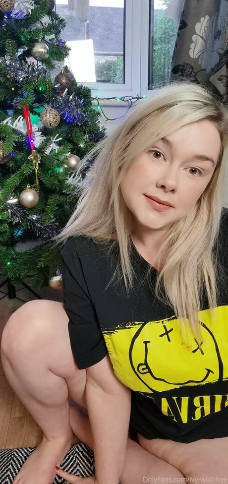 Ivy Wild model hot pictures