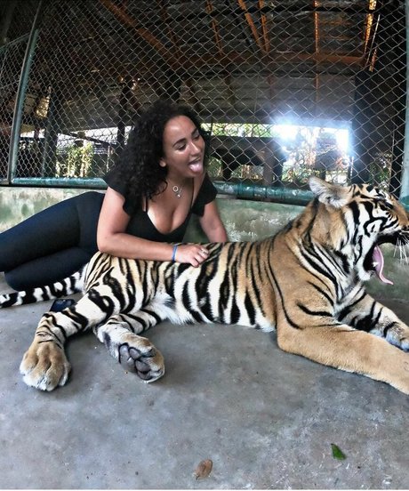 face onlyfans beautiful nude images