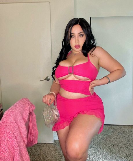 Tana Habibi star erotic photo