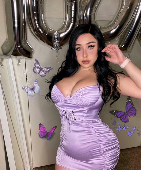 Tana Habibi star art photos