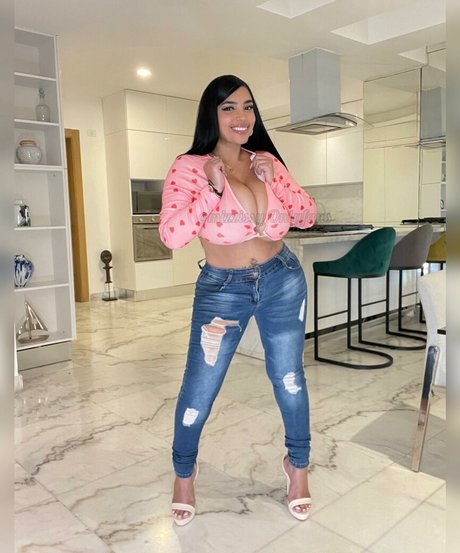 blonde muscle onlyfans hd img