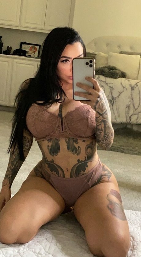 cassiecursesfree star best picture