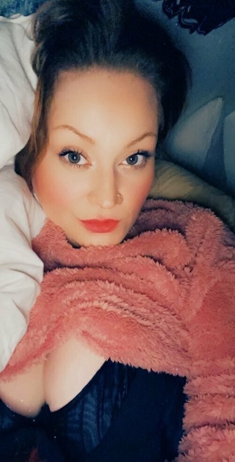 joi fully yours model sex gallery