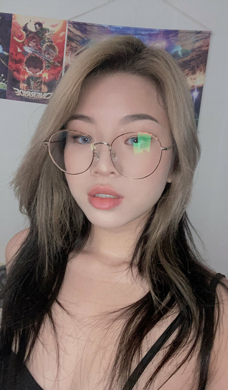 babiebeezz2 0 model pretty photos