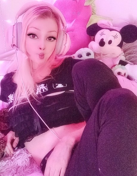 qweenaudrey model pretty pic