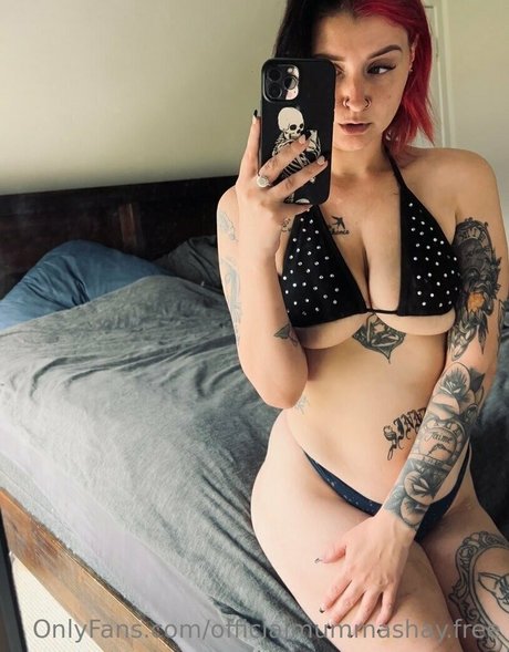 officialmummashay free hd actress pic