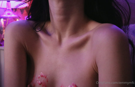 emmymfc free actress photos