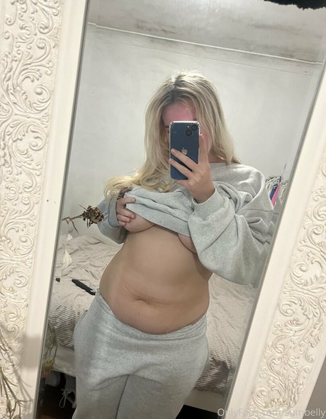 sumbelly nude pornstar image