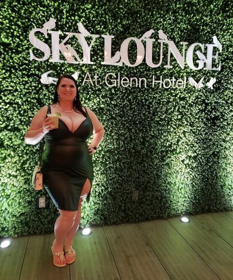 Curves and cableweights star nice photos