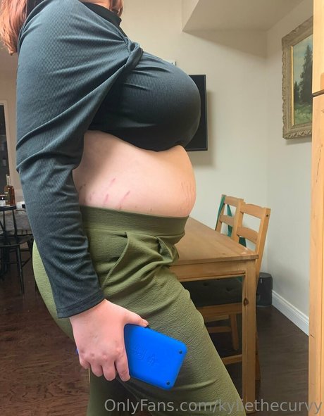 kyliethecurvy pornstar top galleries