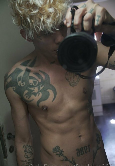 freelove666 exclusive pornstar photo