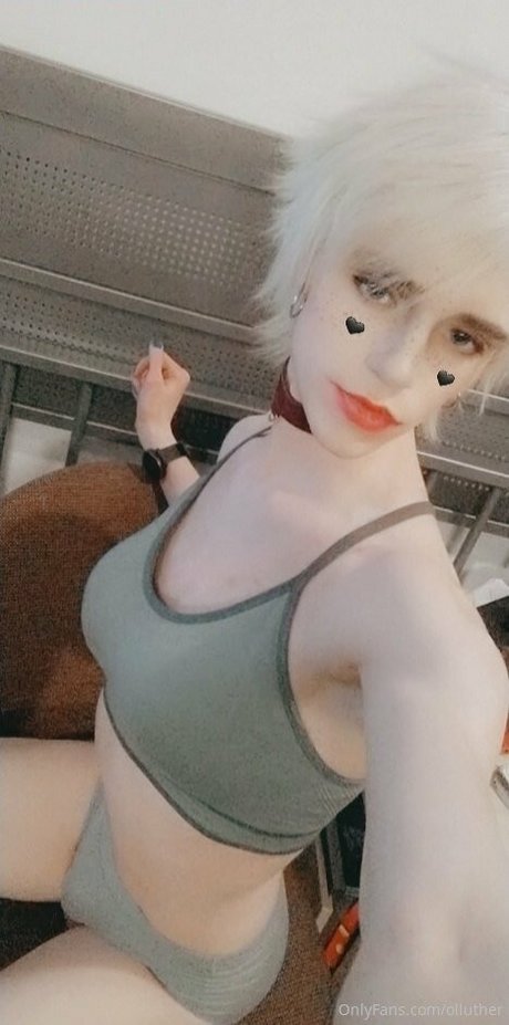 olluther star adult photo