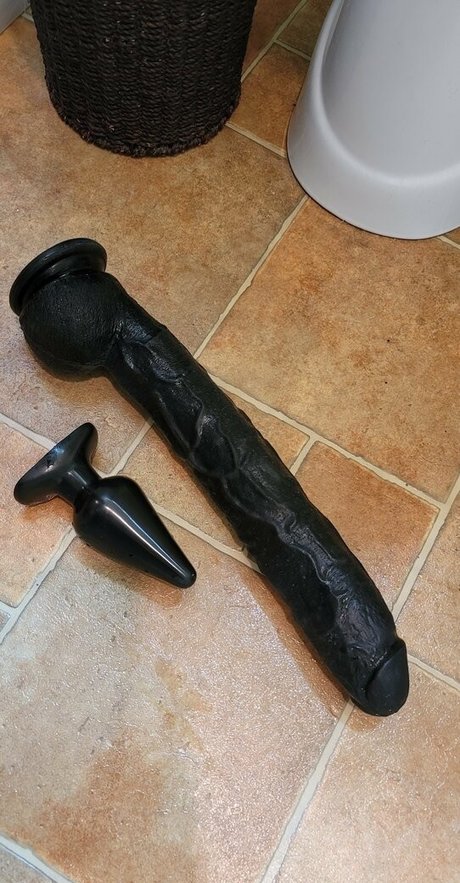 olluther erotic actress image