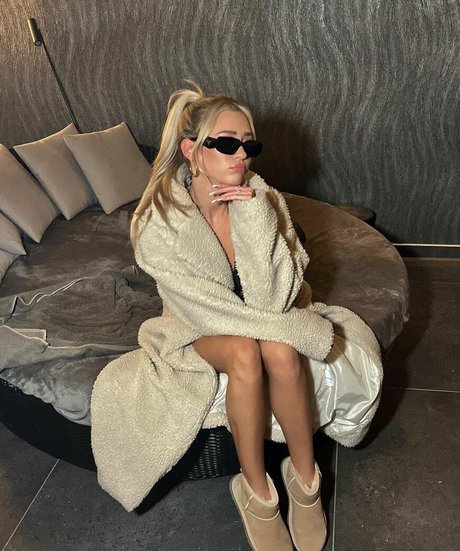 strawberry milk onlyfans sex images