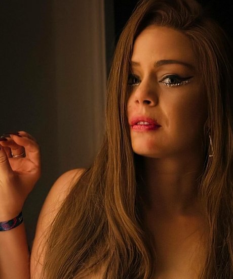 Leandra Leal exclusive actress pictures