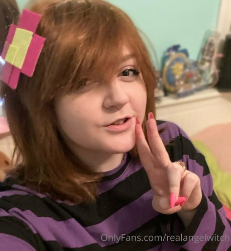 realangelwitch model picture