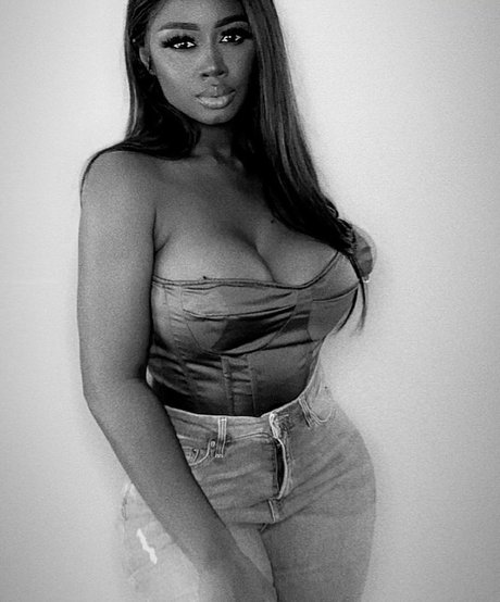 LXRYCC best pornstar image