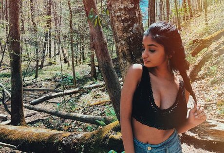 Alina M model beautiful img