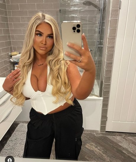 Brittany T star pretty picture