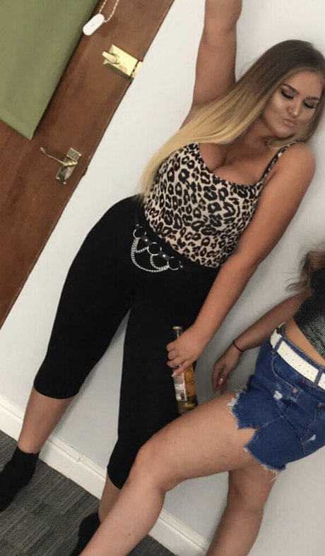 Brittany T pornstar pretty pics