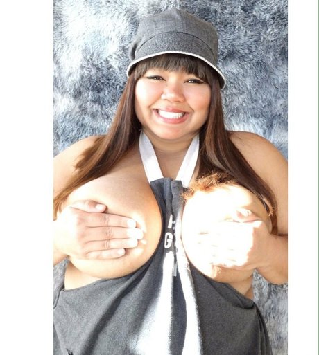 milaloves pornographic actress pic