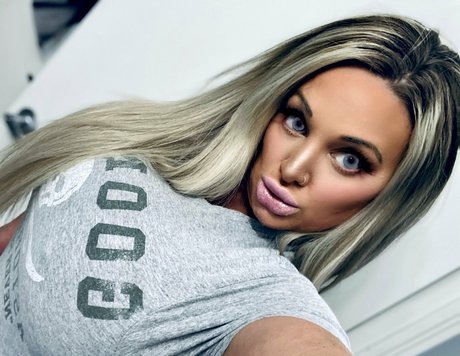 asian couple onlyfans pretty gallery