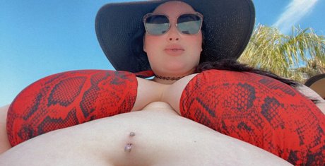 elizaallure model sexy pics