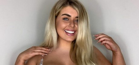 Izzy Nicholls Photo Gallery