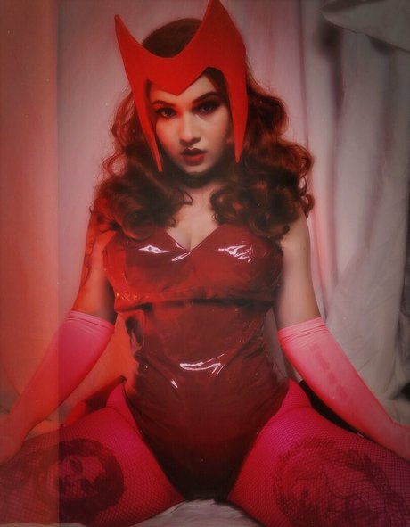 autumn zoldyck pretty actress photo