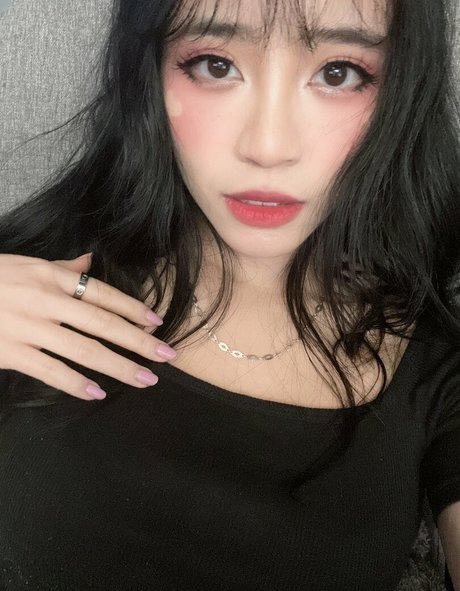 Xktie star erotic photos