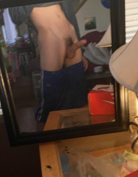 boytwinkjay21 model naked image