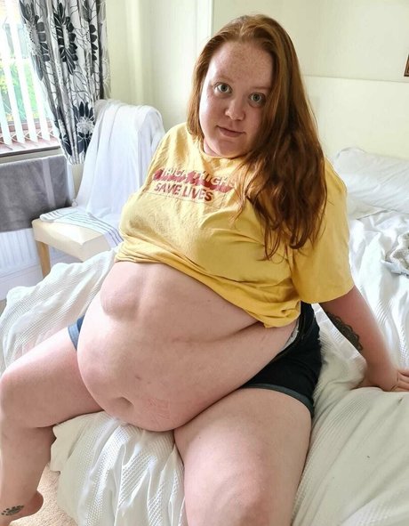 chubbycupcake model nice pic