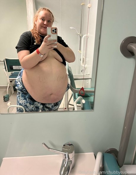 chubbycupcake star naked img