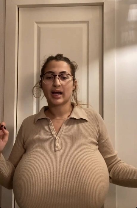 Lili M porn model pictures